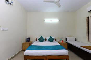 Capital O 10546 Parkway Inn Chennai Exterior foto